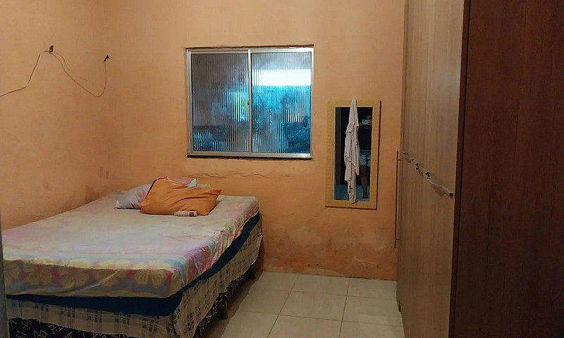 Vende -Se Casa Por 8...