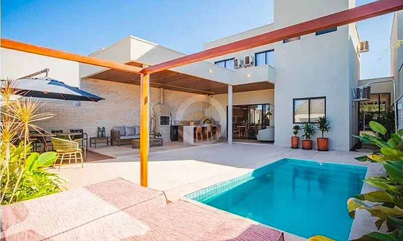 Casa À Venda No Bair...