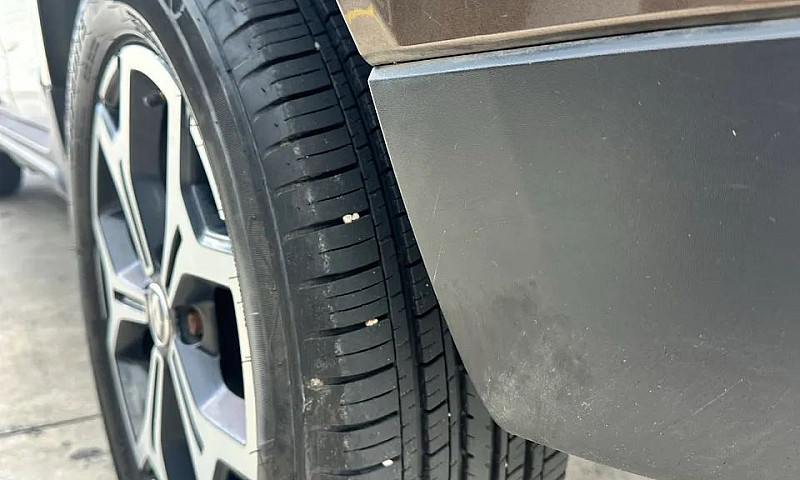 Renault Duster Iconi...