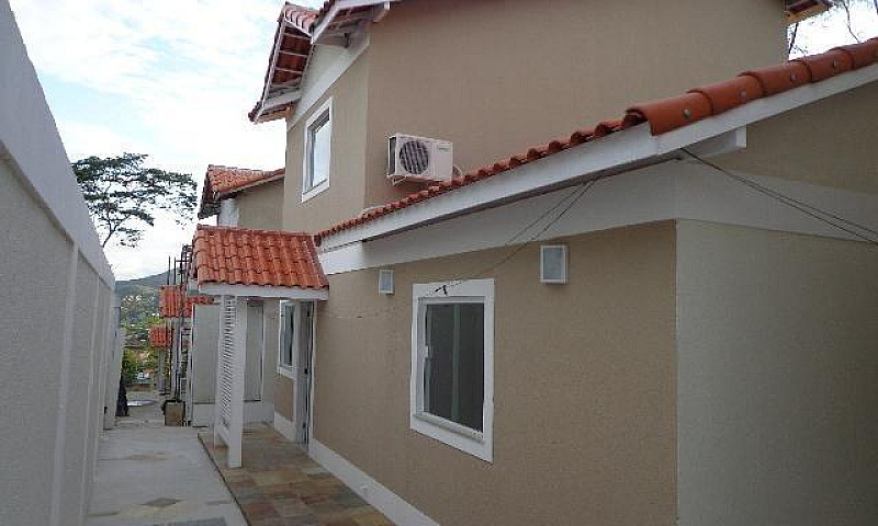 Casa Duplex Em Condo...
