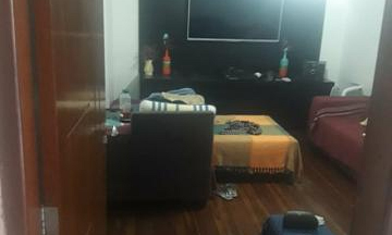 Ótima Casa No Setor ...