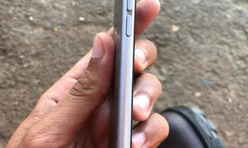 Iphone 6S 64Gb...