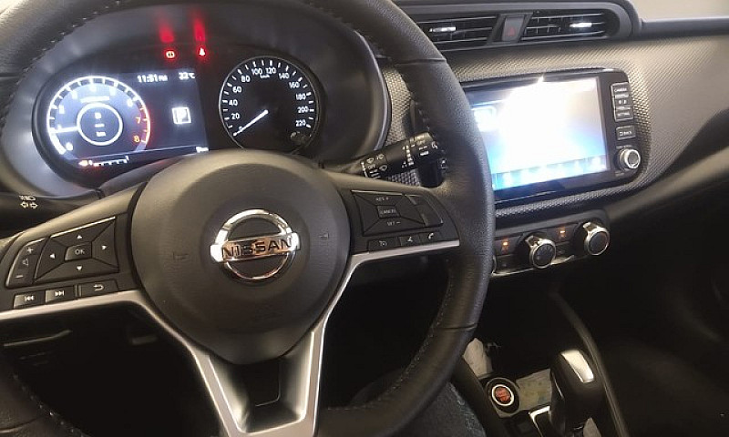 Nissan Kicks Advance...