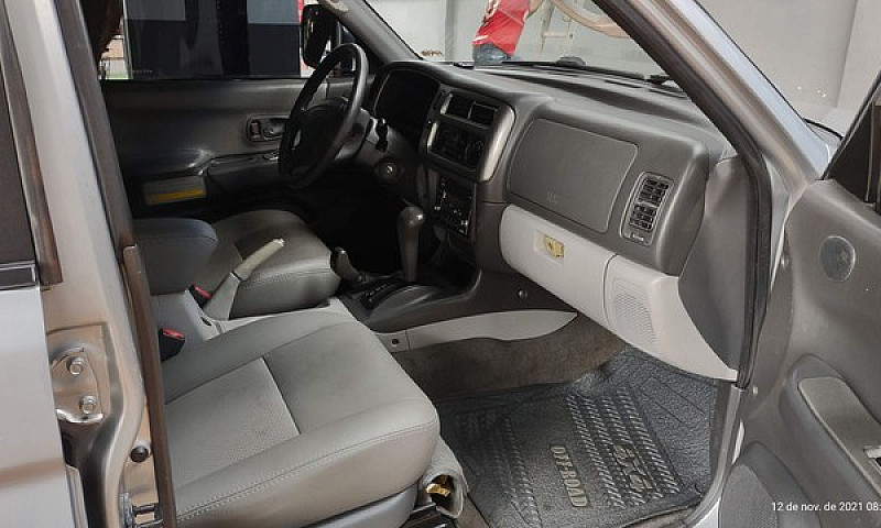 Mitsubishi Pajero Sp...