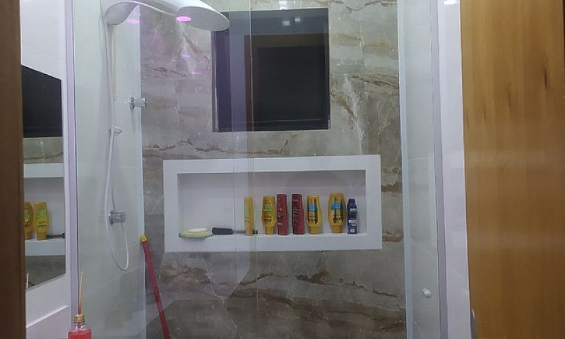 Linda Casa Em Condom...