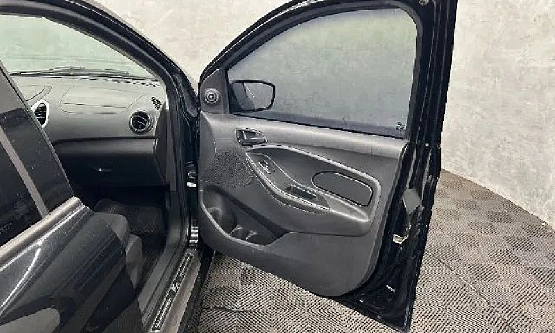Ford Ka 1.0 Se/Se Pl...