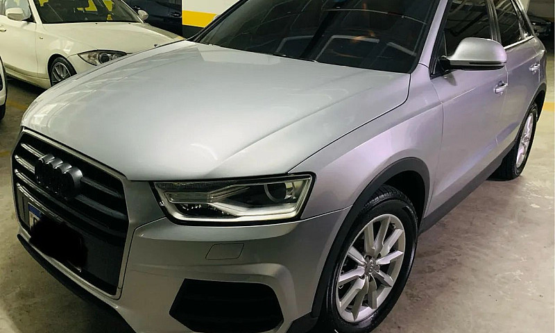 Audi/Q3 1.4 Tfsi Att...