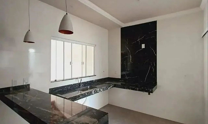 Casa Em Água Fria Ve...