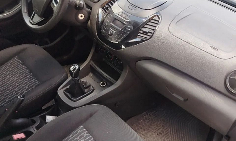 Ford Ka+ Sedan 1.0 T...
