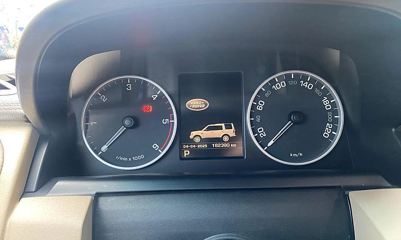 Land Rover Discovery...