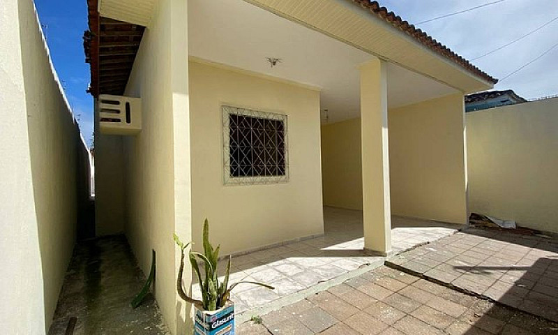 Alugo Casa Com Três ...