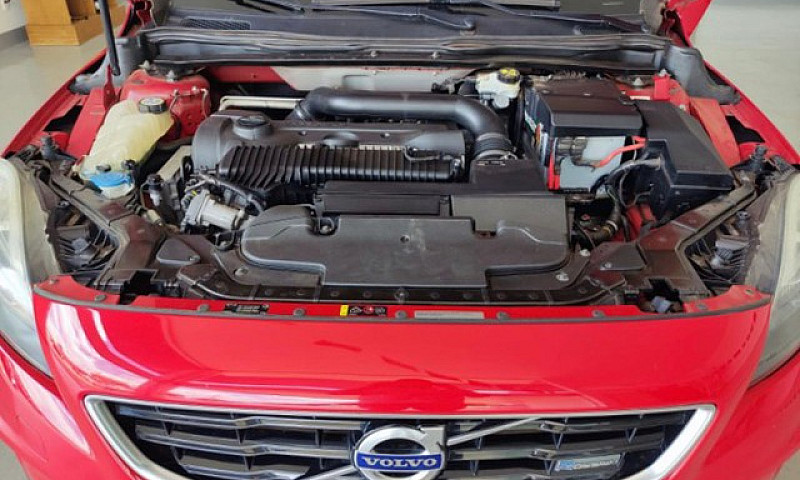 Volvo V40 T5 Turbo P...