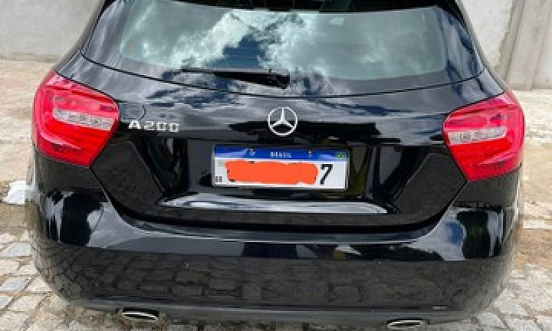 Mercedez A200...