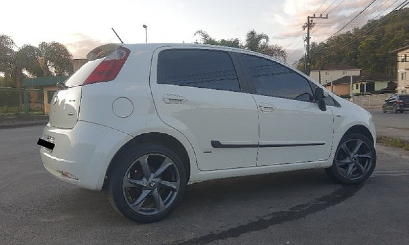 Fiat Punto Essence 1...