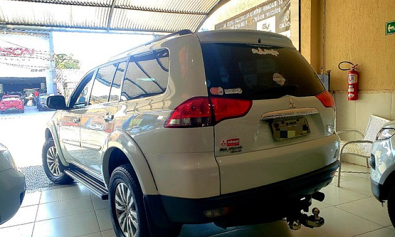 Pajero Hpe 4X4...