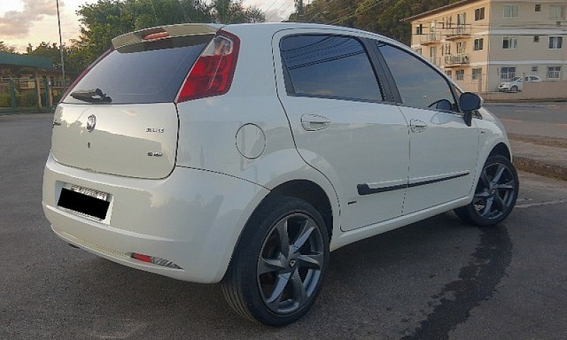 Fiat Punto Essence 1...