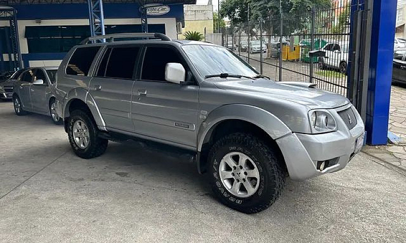 Pajero Sport 4X4 Hpe...