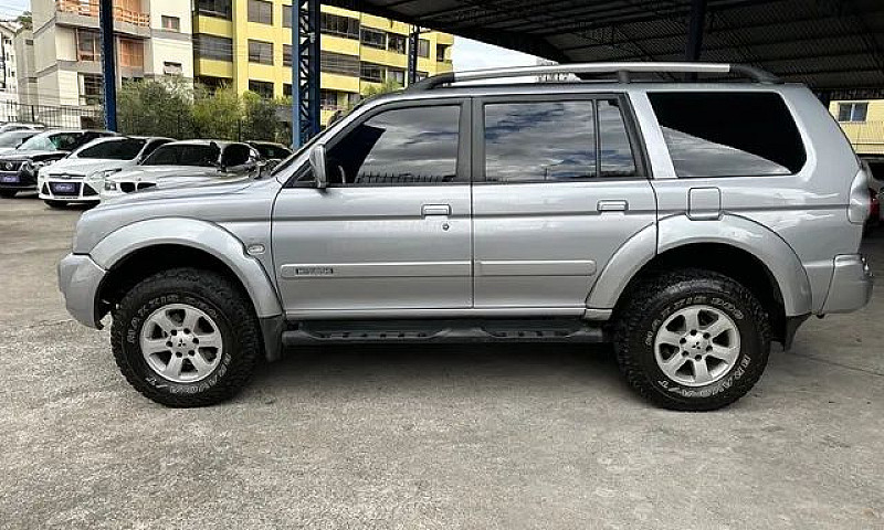 Pajero Sport 4X4 Hpe...