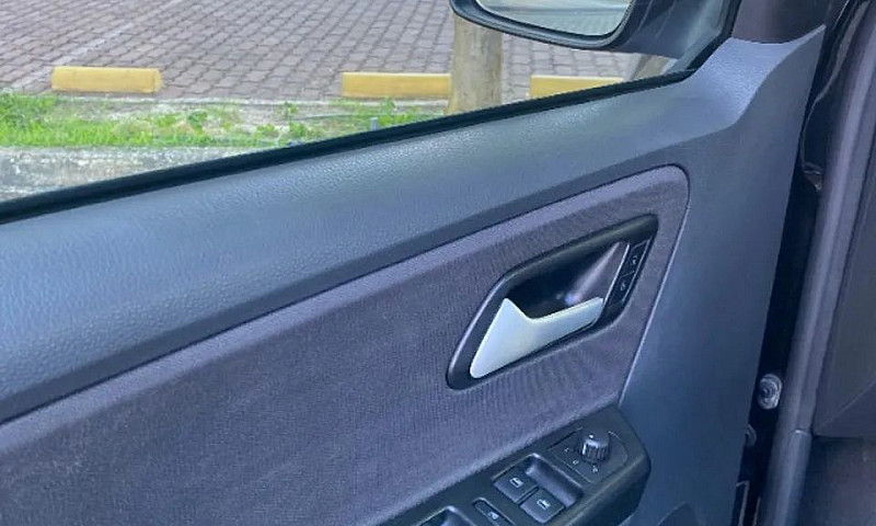 Volkswagen Fox Comfo...