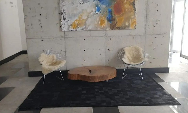 Apartamento De 1 Qua...
