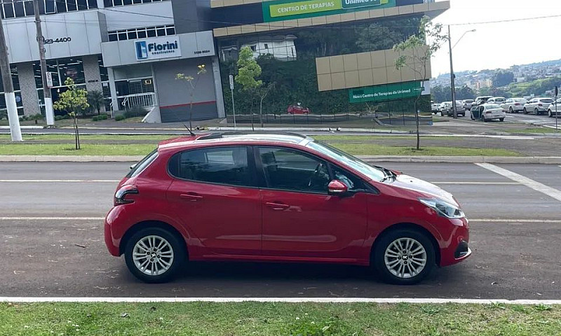 Peugeot 208...