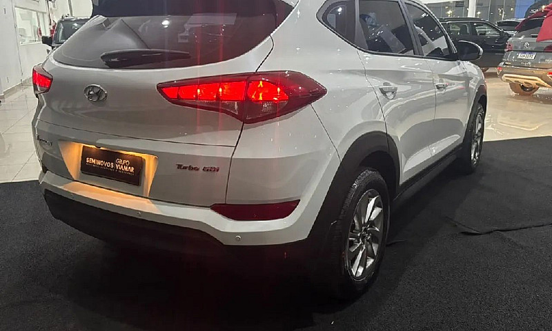 Hyundai Tucson Gls 1...