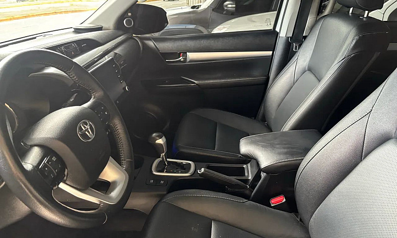 Toyota Hilux Cd Srx ...