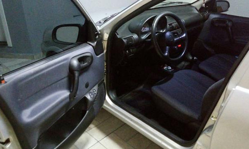 Corsa Sedan 1.0 Com ...