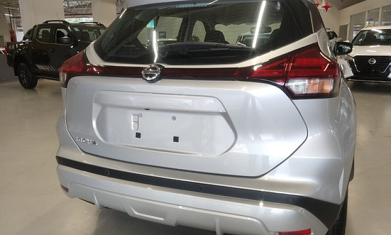 Nissan Kicks Advance...