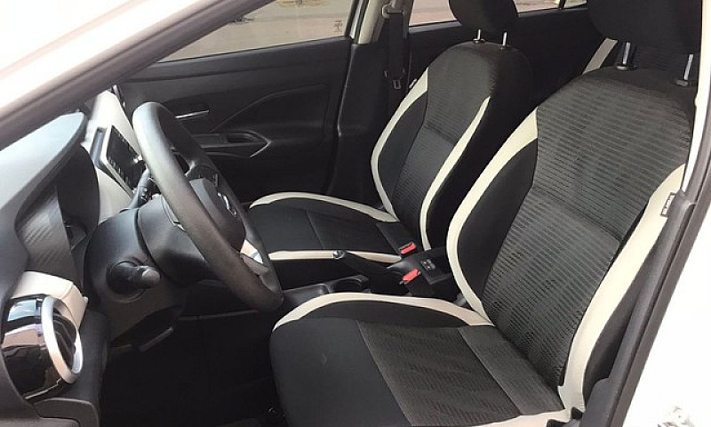 Nissan Versa ...