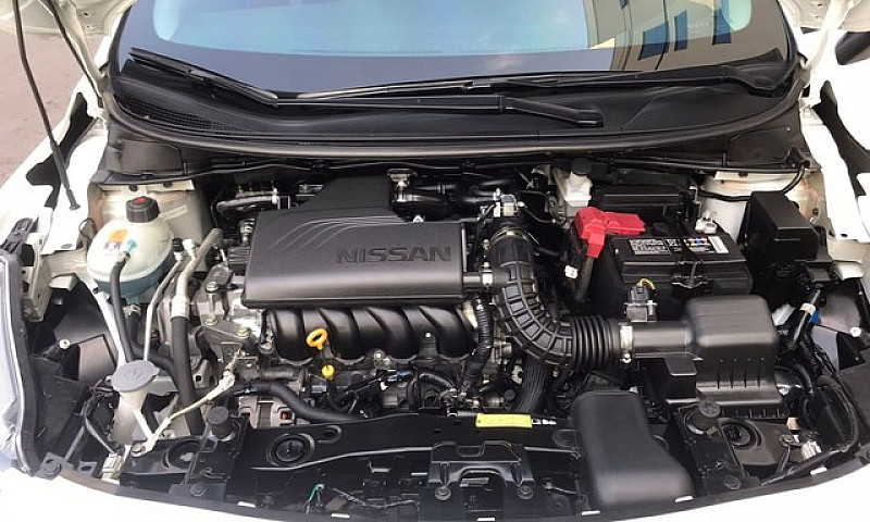 Nissan Versa ...