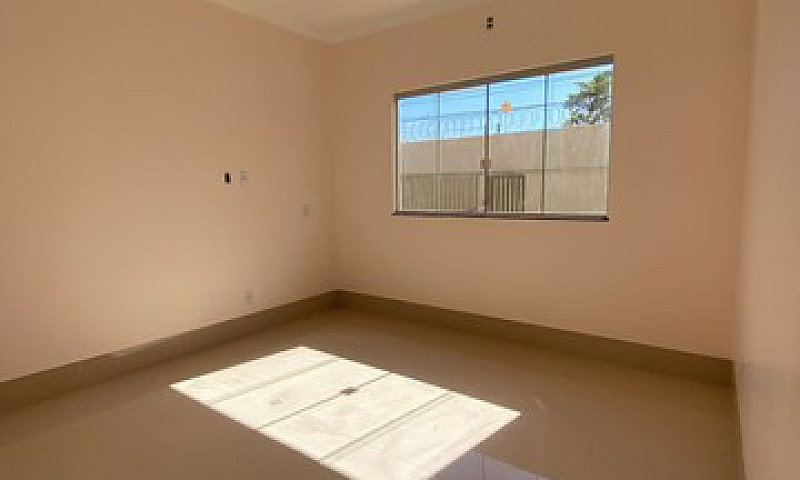 Casa Para Venda  No ...