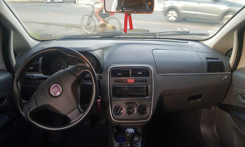 Fiat Punto Essence 1...