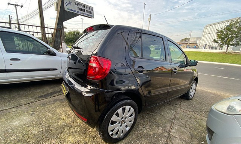 Vw Fox Itrend 2013 C...