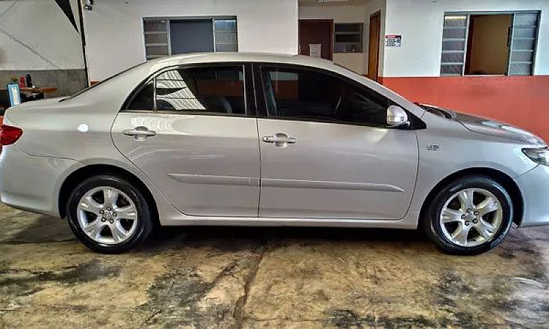 Corolla 1.8 Xei 2010...