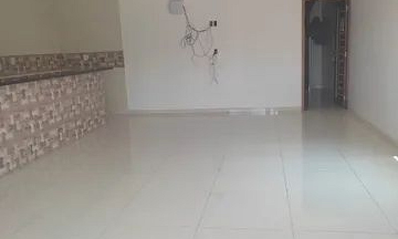 Alugo Casa Nos Altos...