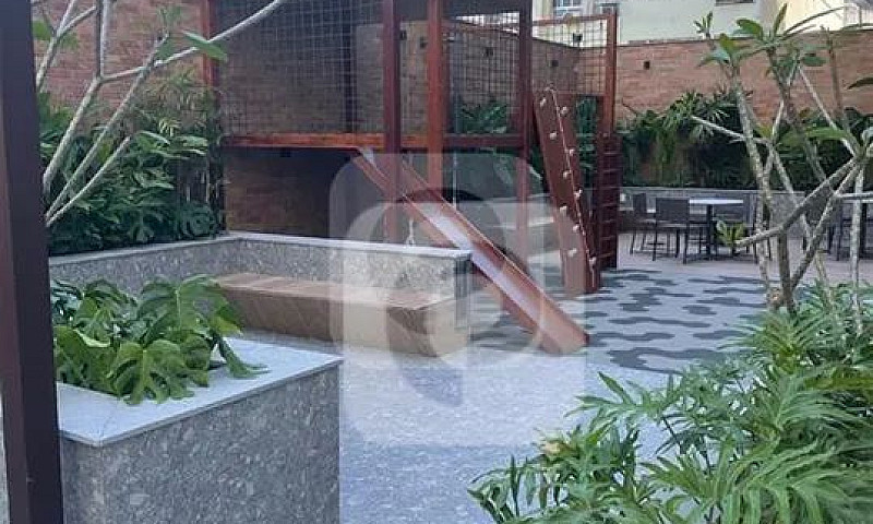 0 - Cobertura 4 Quar...