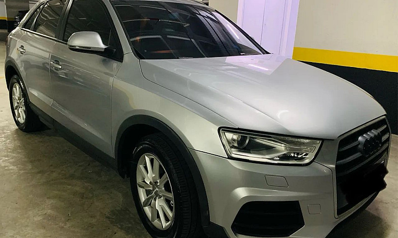 Audi/Q3 1.4 Tfsi Att...