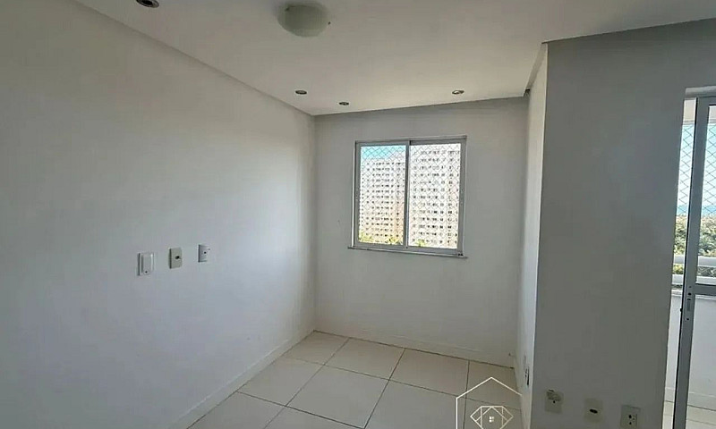 Apartamento 2/4 Reve...