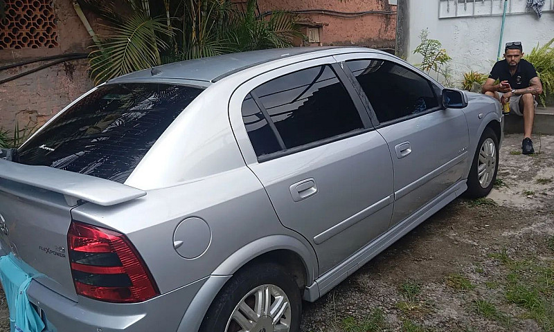 Chevrolet Astra Eleg...