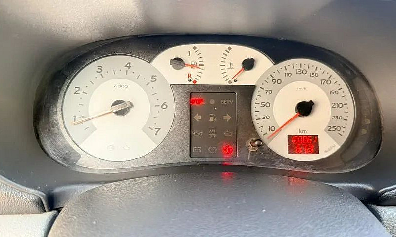 Renault Clio Hi-Flex...