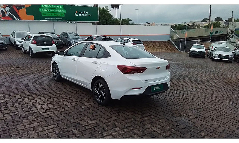 Chevrolet Onix Plus ...