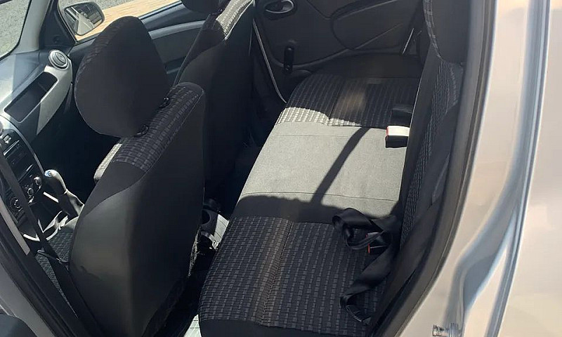 Renault Sandero Expr...