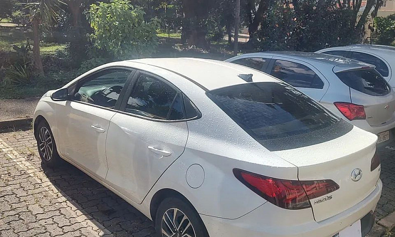 Hyundai Hb20S Evolut...