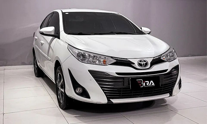 Toyota Yaris Xs Conn...
