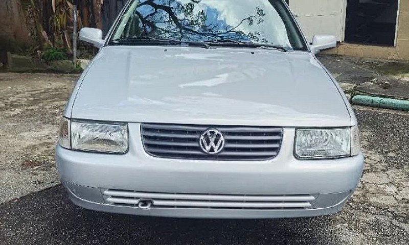 Volkswagen Santana 1...