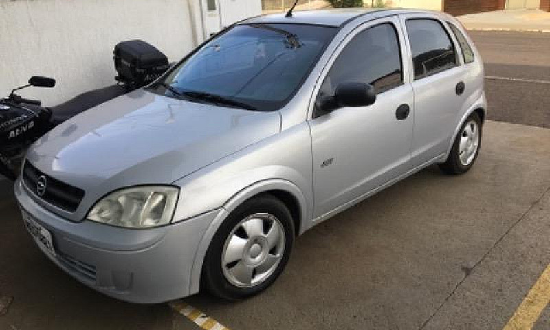Gm - Chevrolet Corsa...