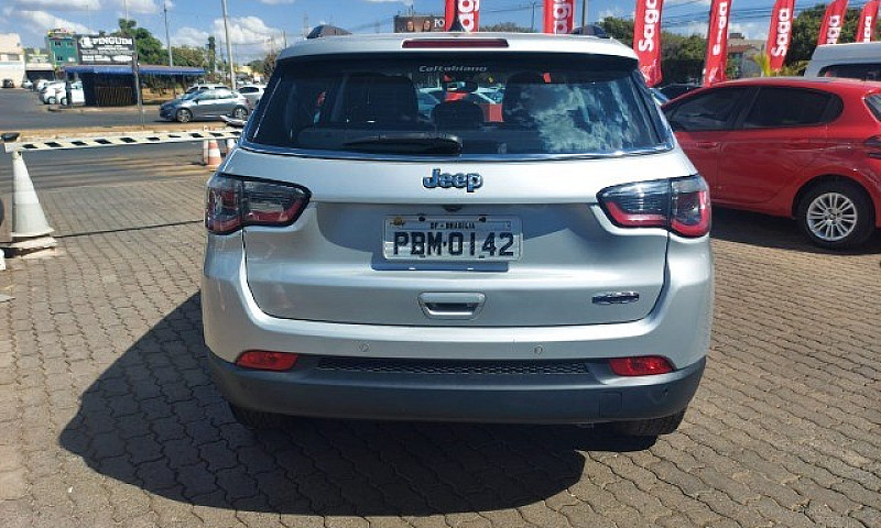 Jeep Longitude 2.0 1...
