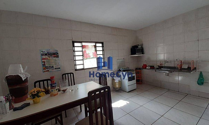 Goiânia - Casa Padrã...
