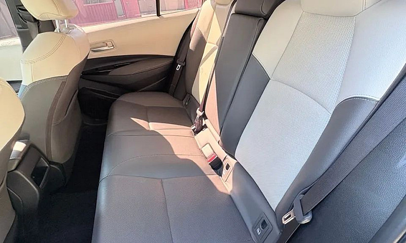 Toyota Corolla Altis...